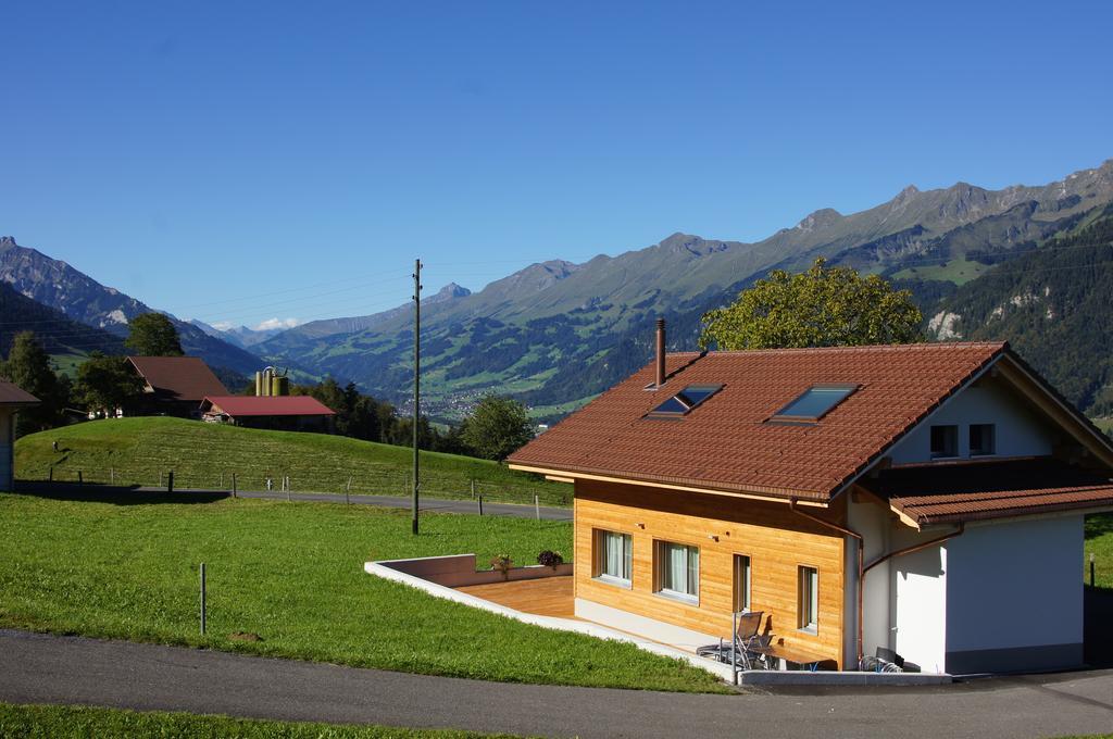 Gaestehaus Myhideaway Reichenbach im Kandertal Esterno foto