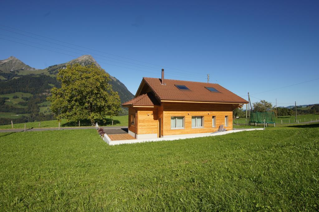 Gaestehaus Myhideaway Reichenbach im Kandertal Camera foto